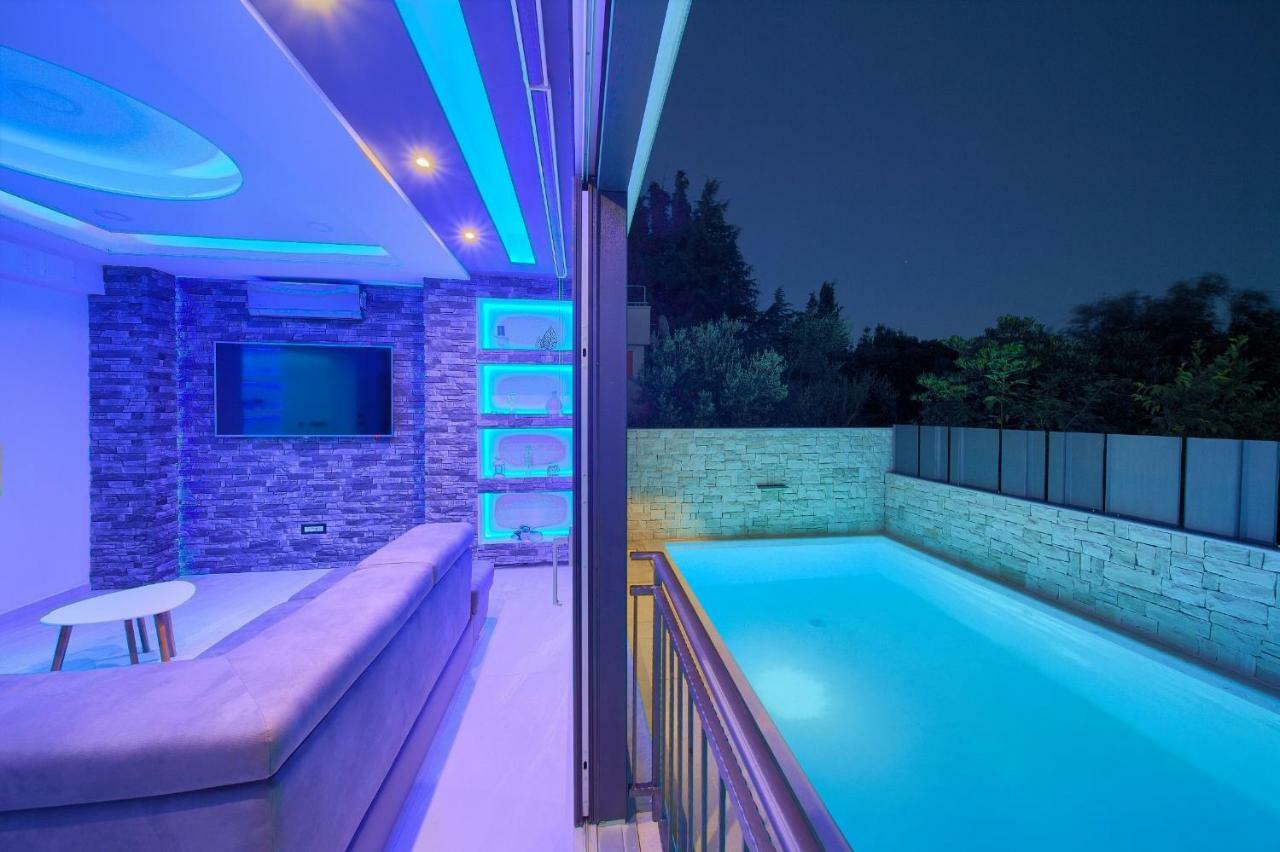 Luxury Vall Apartment クルク エクステリア 写真