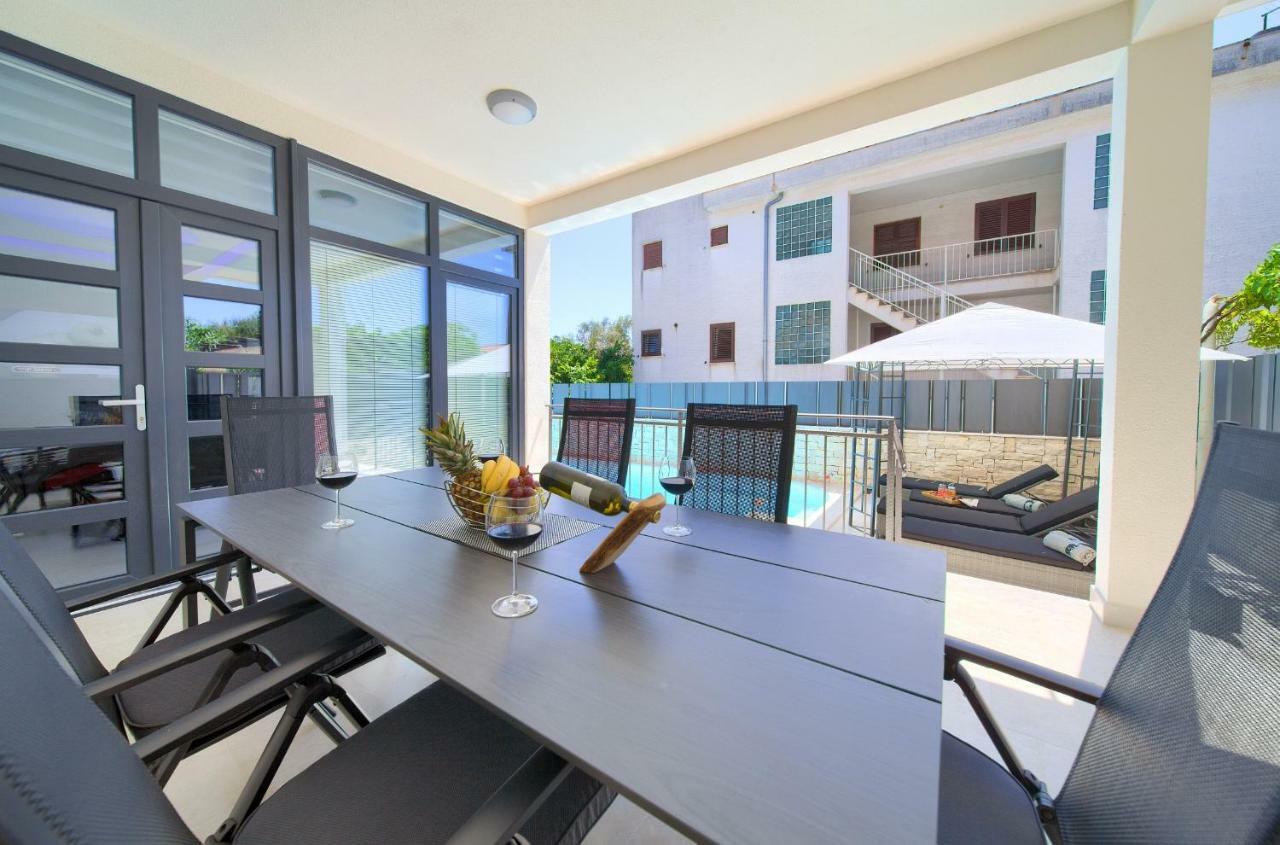 Luxury Vall Apartment クルク エクステリア 写真