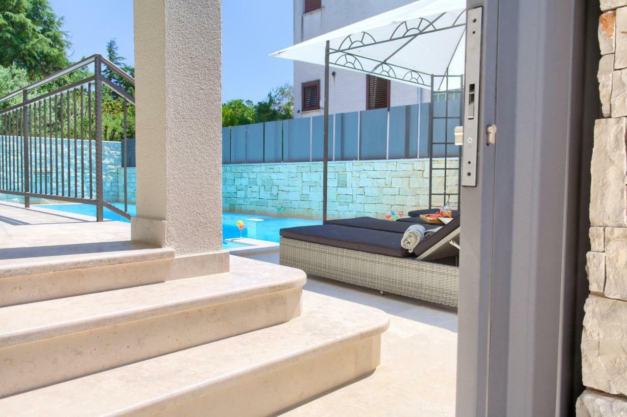 Luxury Vall Apartment クルク エクステリア 写真