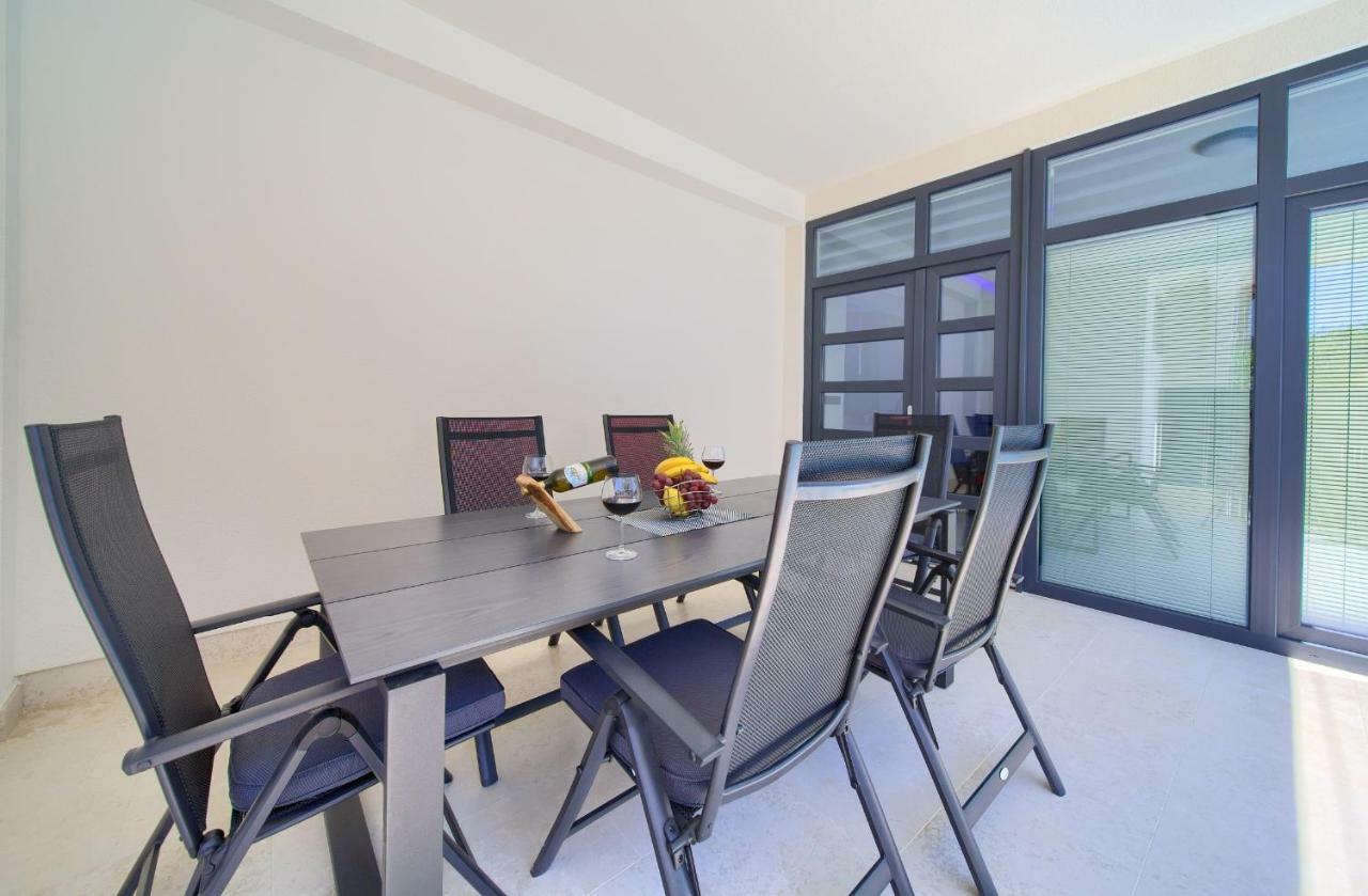 Luxury Vall Apartment クルク エクステリア 写真