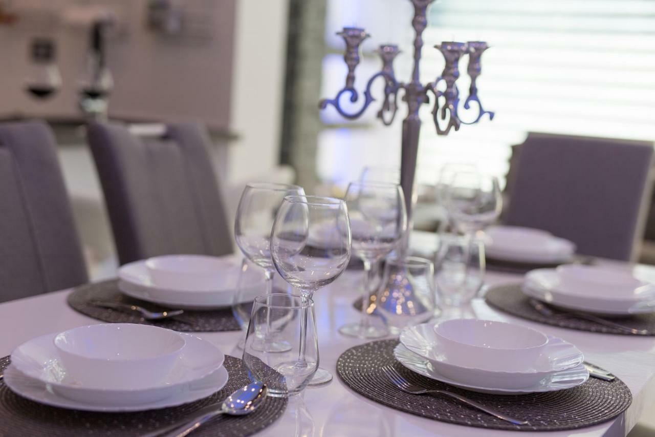 Luxury Vall Apartment クルク エクステリア 写真